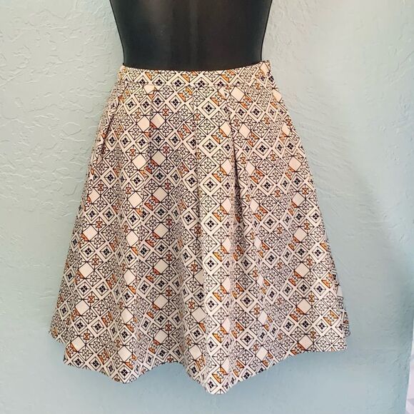 H&M Dresses & Skirts - H&M Geometric Print High Waist Circle Skirt Size 2